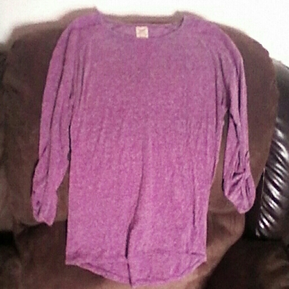 3/4 sleeve shirt